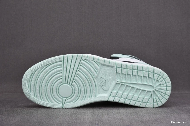 High 861428-100 Jordan 1 Retro Igloo 0822